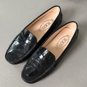 Tod's Patent Black Leather Women's Gommino Driving Loafers 37.5